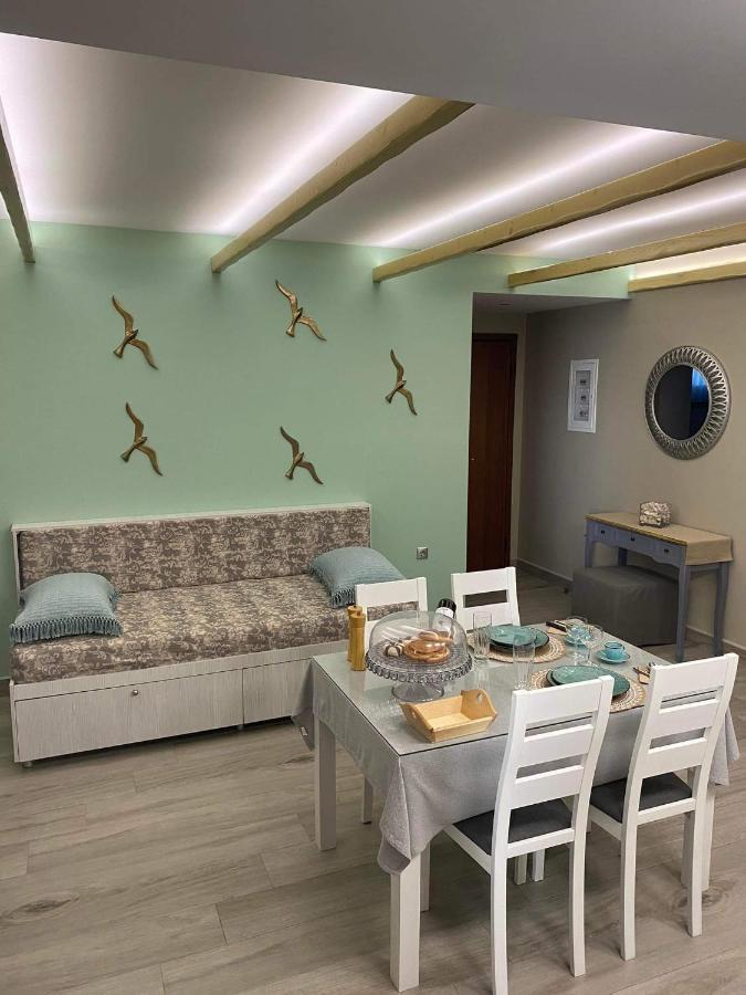 Holiday Center Karpathos Ngoại thất bức ảnh