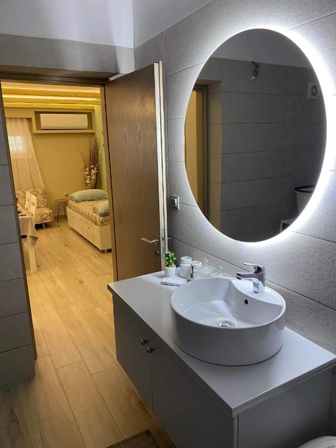 Holiday Center Karpathos Ngoại thất bức ảnh